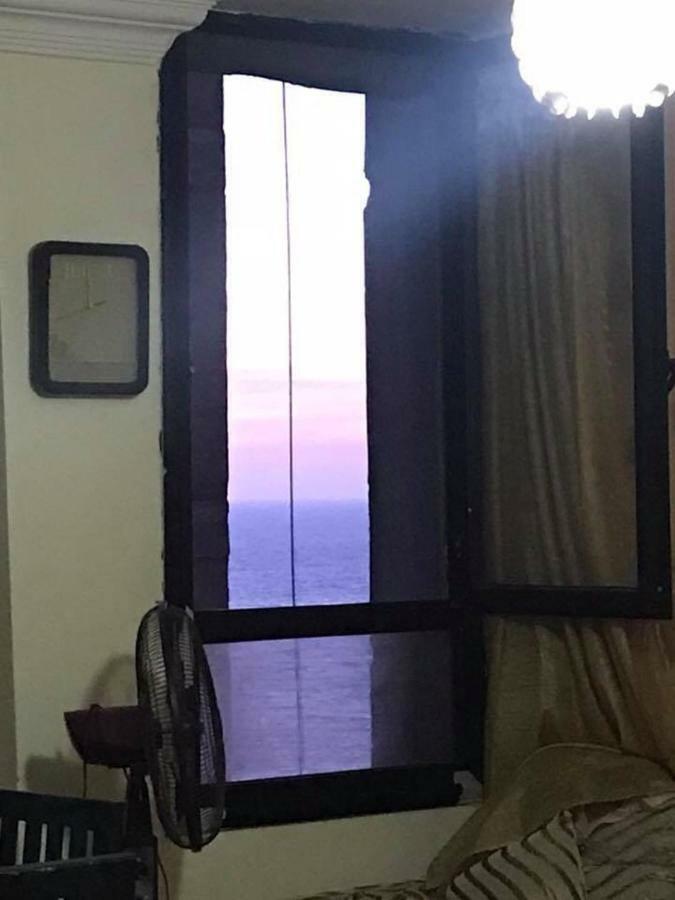 Cozy New 2 Bd Amazing Beach View Next To Hilton Hotel Family Only !العائلات فقط Александрия Екстериор снимка