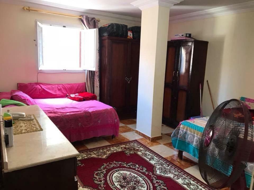 Cozy New 2 Bd Amazing Beach View Next To Hilton Hotel Family Only !العائلات فقط Александрия Екстериор снимка